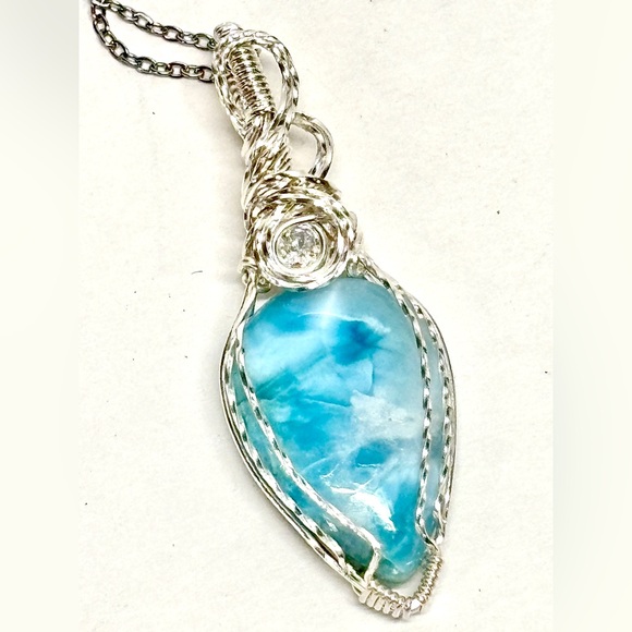 HAND CRAFTED Larimar Cubic Zirconia wire Wrapped Silver Filled Pendant Necklace - Picture 5 of 10